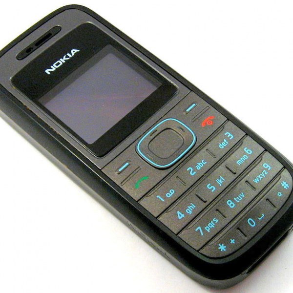 NOKİA 1208 Tuşlu Cep Telefonu